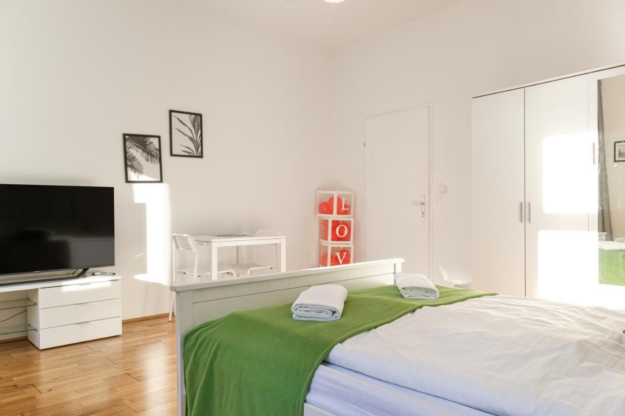 Comfortable 3Br Shared Apart. - Suitable For Long Stays ウィーン エクステリア 写真